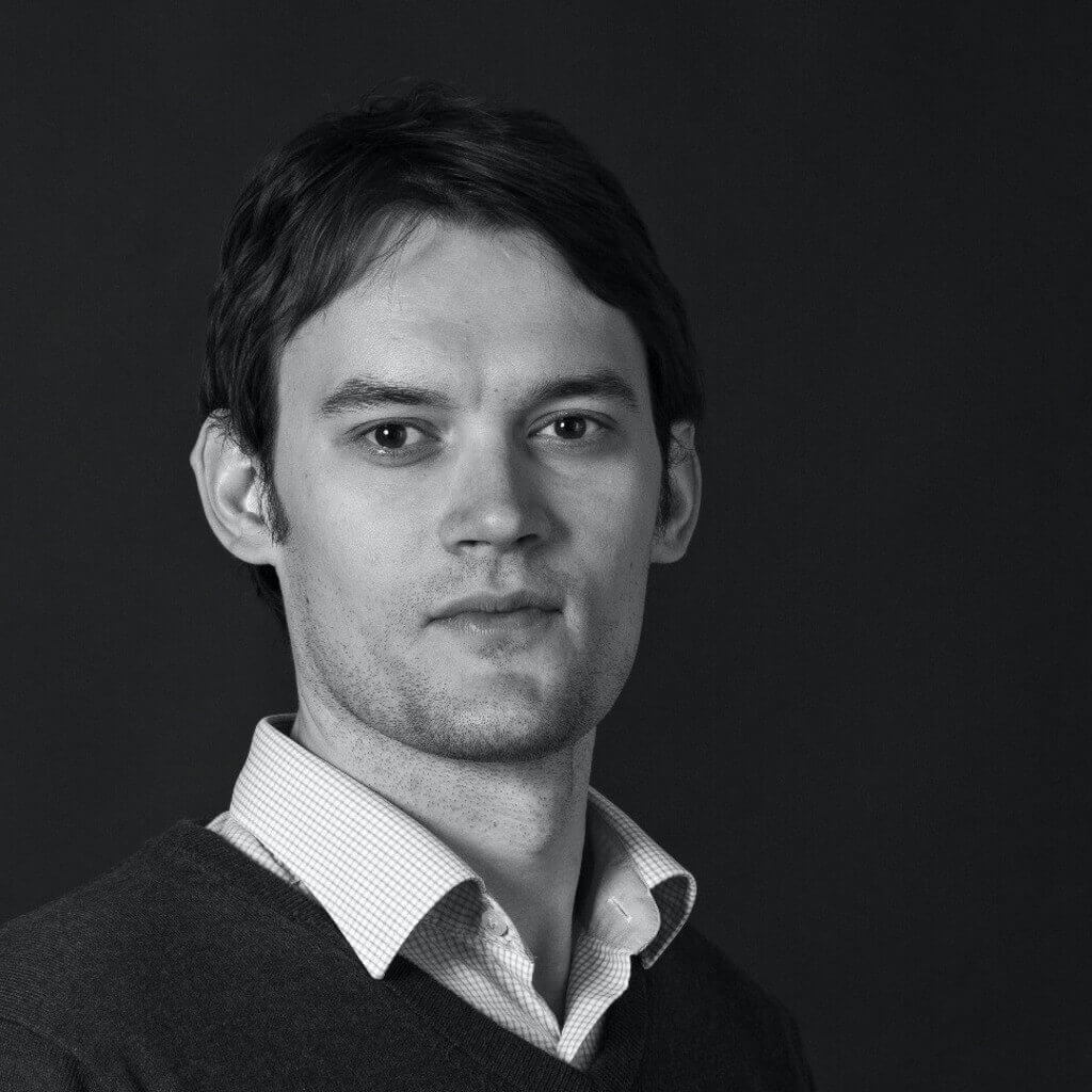 Portraitbild Roman Holland